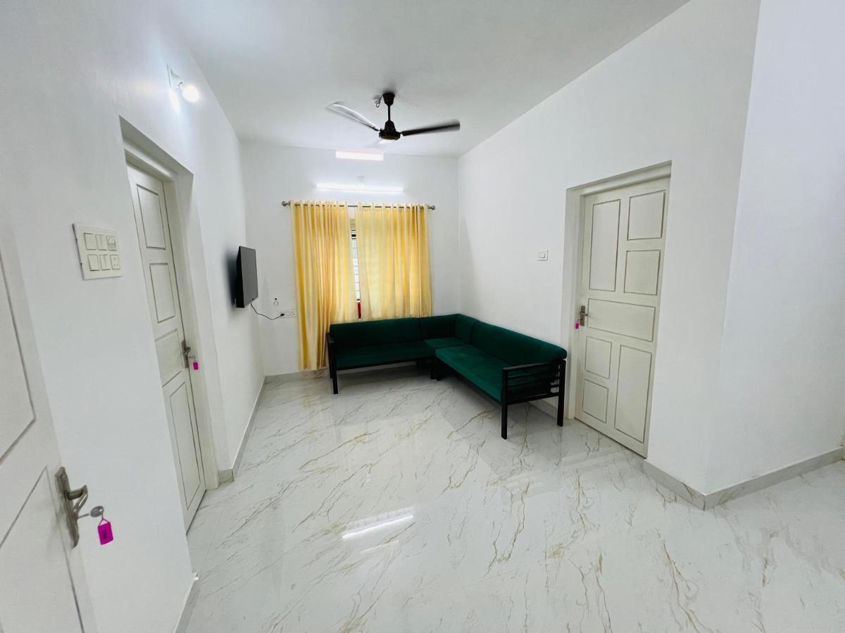 Furnished 2 Bhk Family Apartments Near Triprayar Shree Rama Temple - Beevees Homes Thriprayar Thanniyam 외부 사진